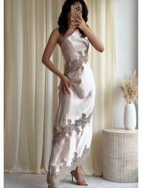 ZARA NEW WOMAN ASYMMETRIC LINGERIE STYLE DRESS SOFT GOLD XS 2421/814/307 VIRAL